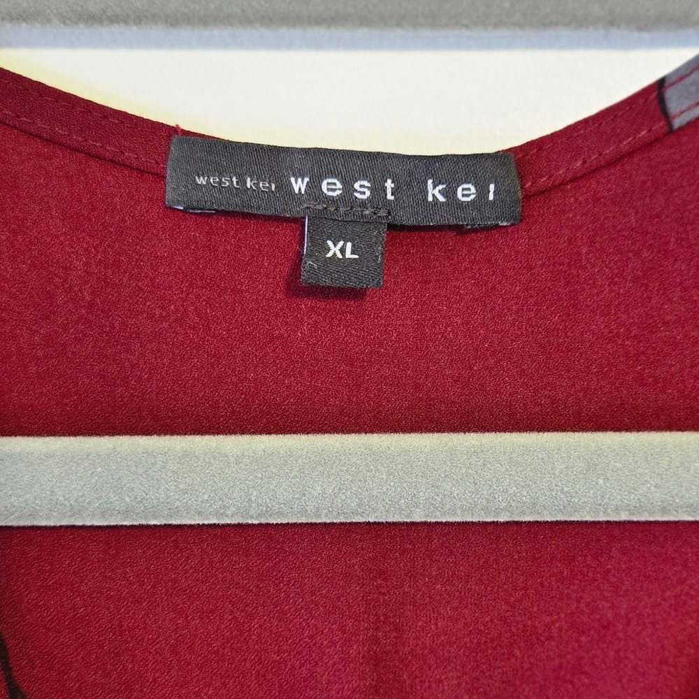 West Kei Burgundy Floral Wrap Style Blouse Top Plus Size XL - Picture 3 of 9